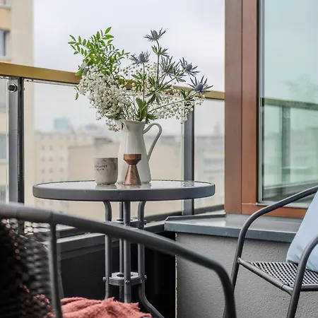 Powoli:komfortowe, Jasne,klima * Varsó