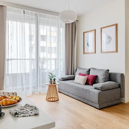 Apartmán Powoli:komfortowe, Jasne,klima Varšava