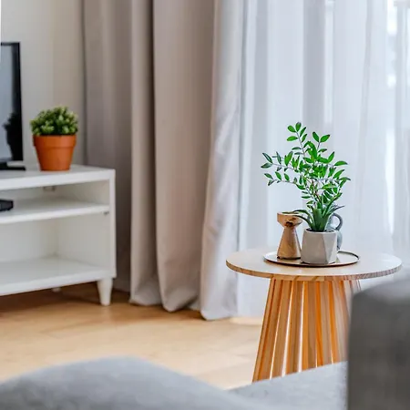 Apartment Powoli:komfortowe, Jasne,klima